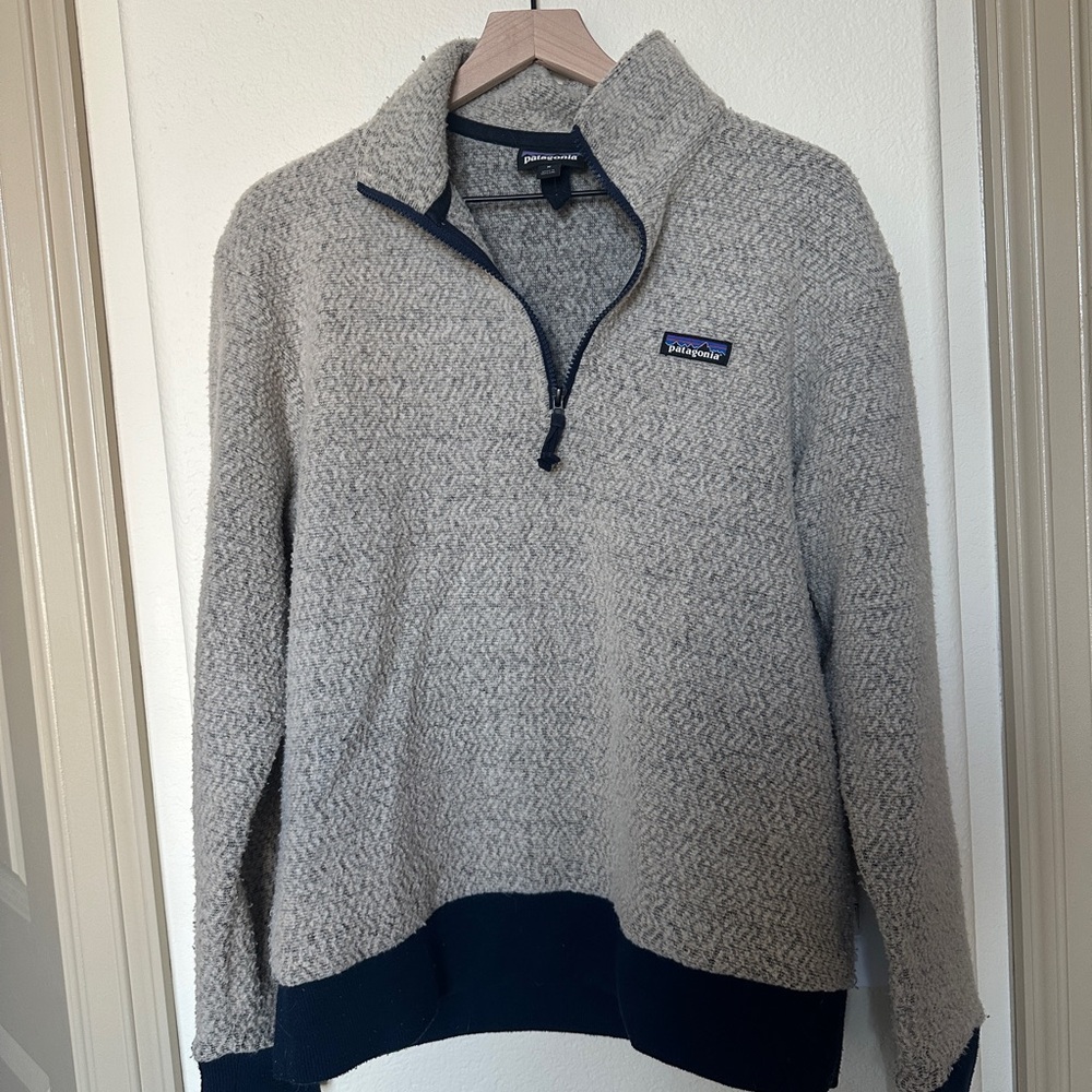 Men’s Patagonia Size Medium Pull-Over Jacket - Quarter Zip
